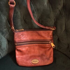 Fossil Vintage Authentic Leather Crossbody Bag in Distressed Chestnut Brown